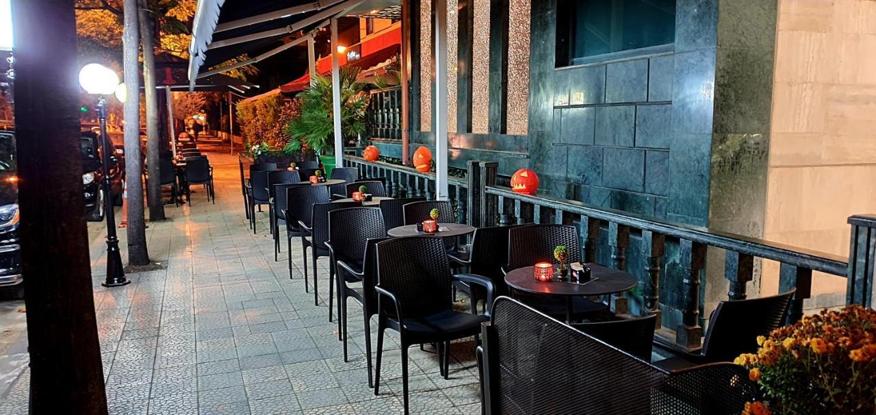 Nov Hotel Тирана Экстерьер фото