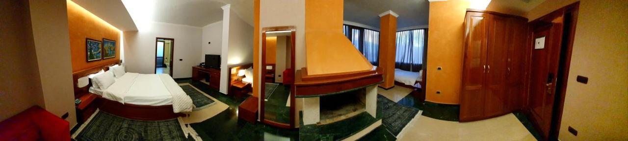 Nov Hotel Тирана Экстерьер фото